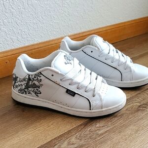 Vans White Sneakers with Low-Top Design and Gray Accents